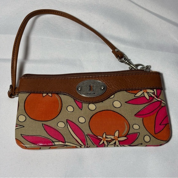 Fossil Key-Per Coated Canvas Orange Fruit Floral Leather Wristlet - Picture 1 of 7